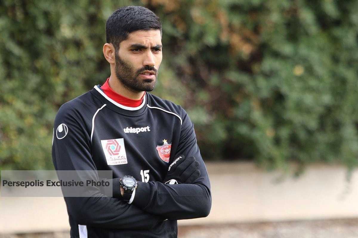 فیلم| احترام ویژه فوتبالیست محبوب پرسپولیسی به سرود ملی ایران | دیلی 3