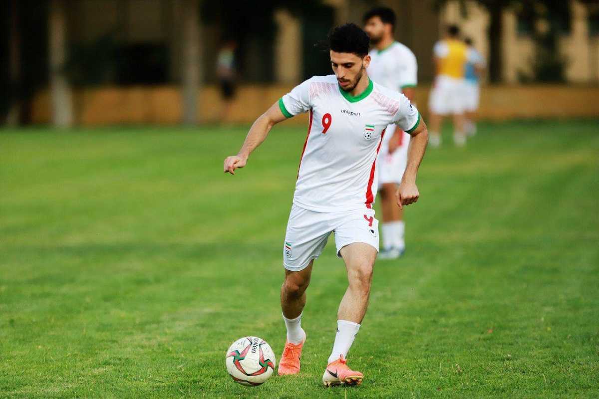 مهدی مهدی خانی به پرسپولیس پیوست| قرارداد 2 ساله مهاجم جوان با پرسپولیس | دیلی 3