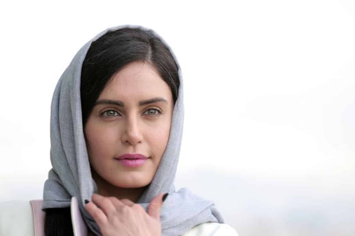 عکس| حمله براندازان به الناز شاکردوست | دیلی 3