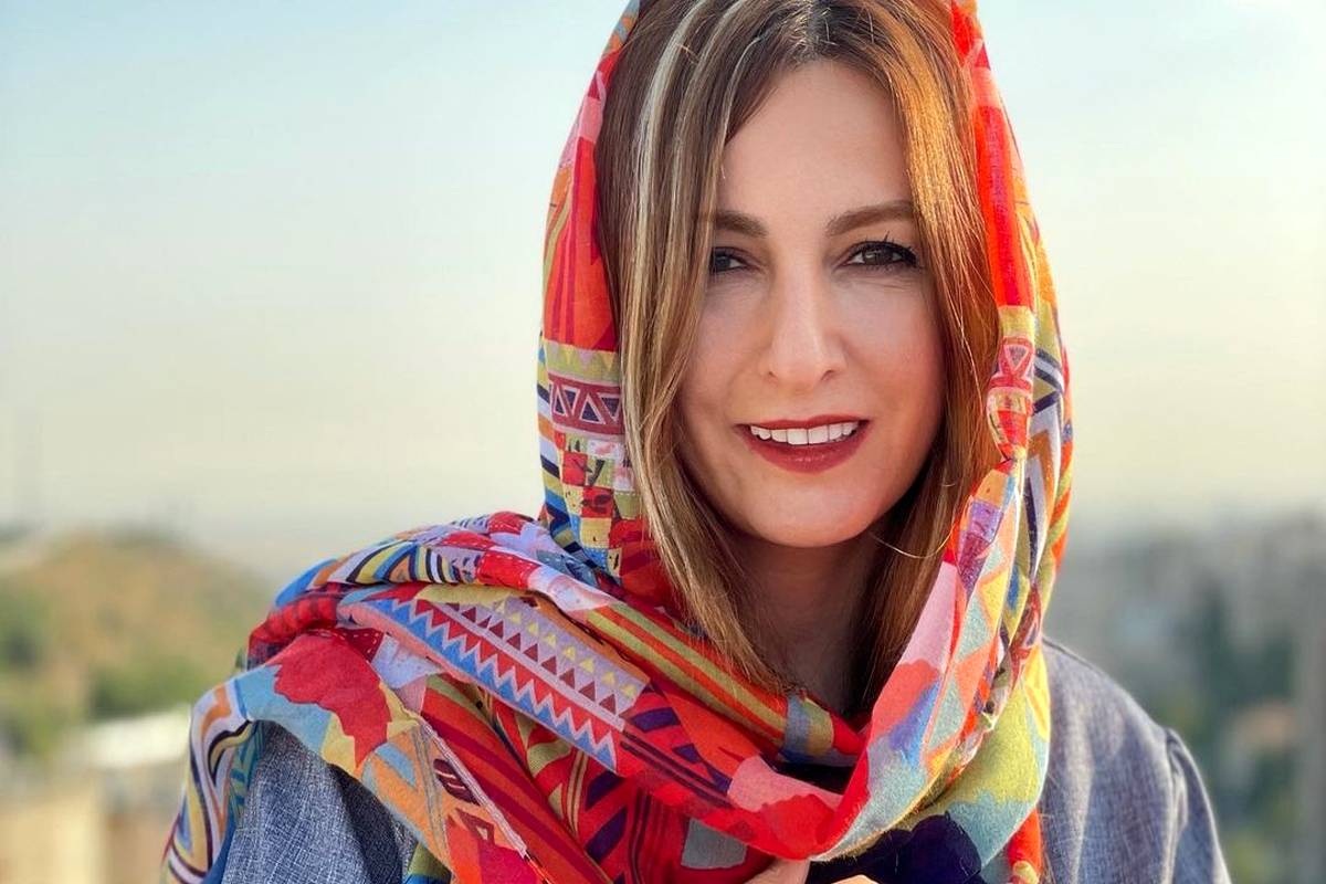 عکس| ترفند شقایق دهقان برای فرار از جریمه بی حجابی عکس| ترفند شقایق دهقان برای فرار از جریمه بی حجابی | دیلی 3