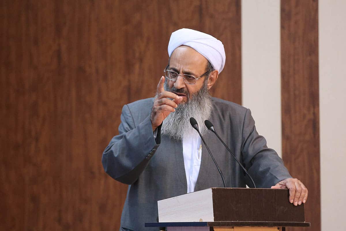 عکس| چرخش 180 درجه ای به سبک مولوی عبدالحمید | دیلی 3