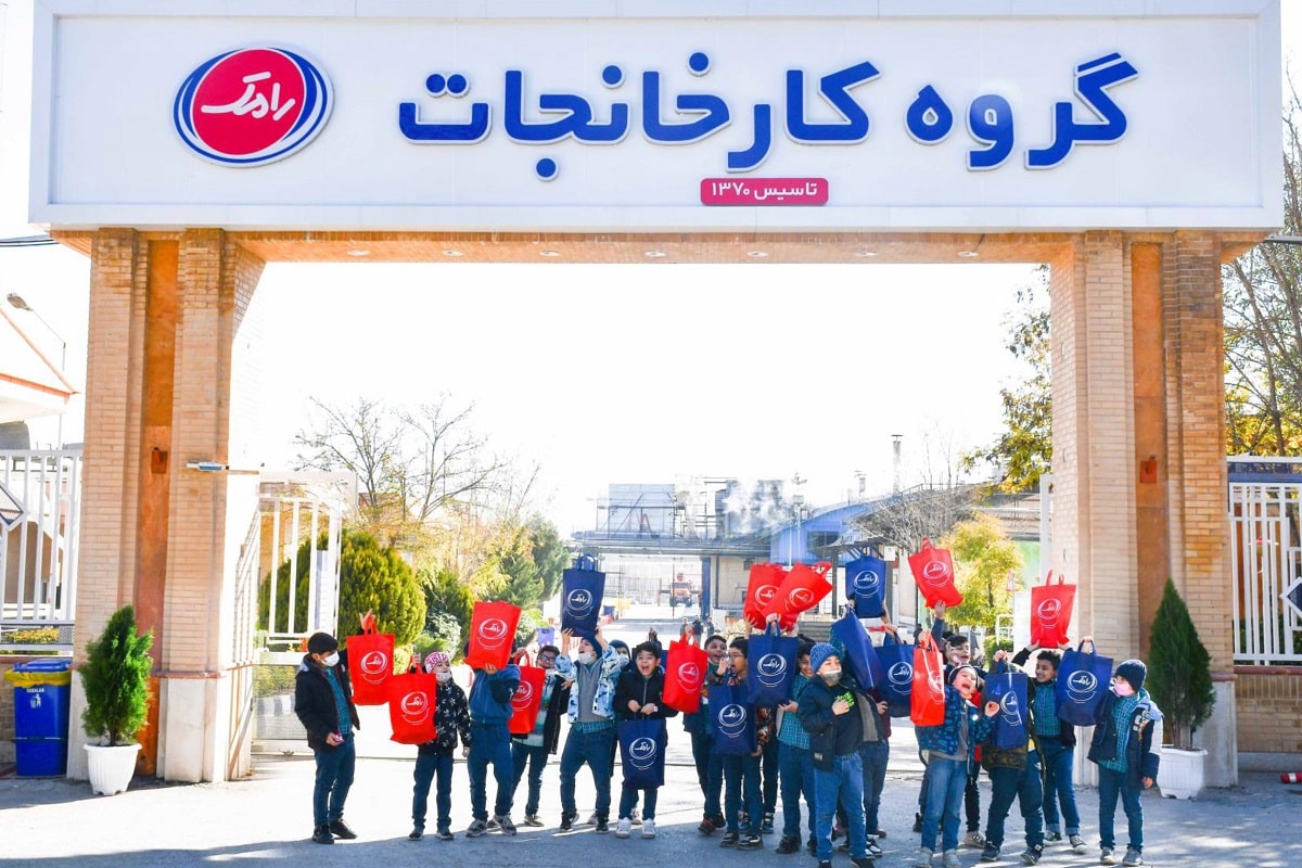فیلم| تبلیغ بی حجابی توسط شرکت رامک؛ بزرگ و کوچک بدون حجاب! فیلم| تبلیغ بی حجابی توسط شرکت رامک؛ بزرگ و کوچک بدون حجاب! | دیلی 3