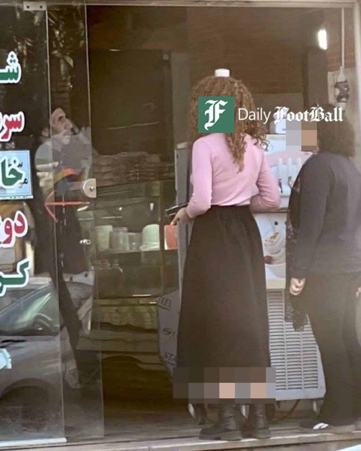عکس| تصاویری شرم آور از برهنگی زنان بی حجاب در خیابان و مترو؛ مردم خواستار برخورد عاجل و قاطع عکس| تصاویری شرم آور از برهنگی زنان بی حجاب در خیابان و مترو؛ مردم خواستار برخورد عاجل و قاطع | دیلی 3