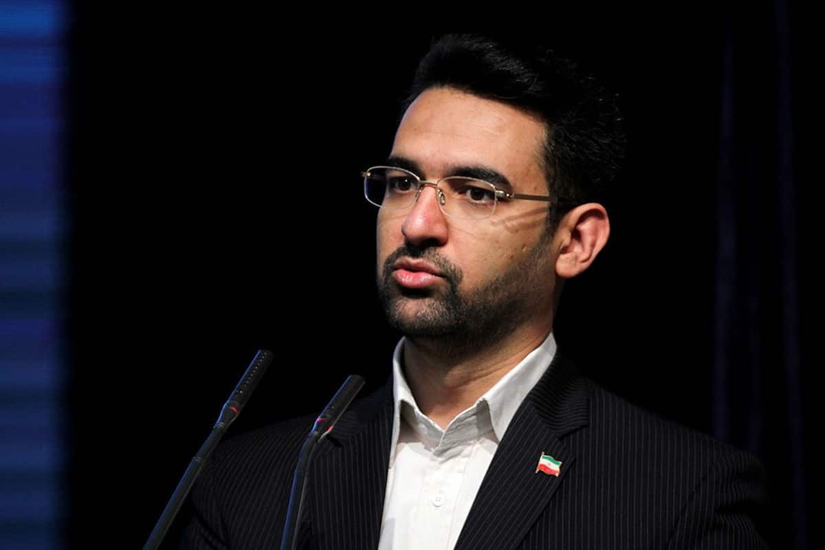 واکنش آذری جهرمی به حمله سایبری اسرائیل به پمپ بنزین ها | دیلی 3