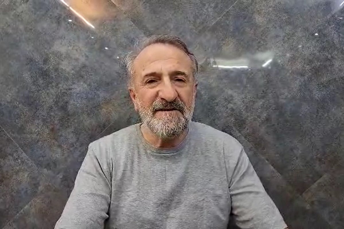 فیلم| عذرخواهی مهران رجبی در پی توهین به سهراب محمدی استاد موسیقی کرمانجی فیلم| عذرخواهی مهران رجبی در پی توهین به سهراب محمدی استاد موسیقی کرمانجی | دیلی 3