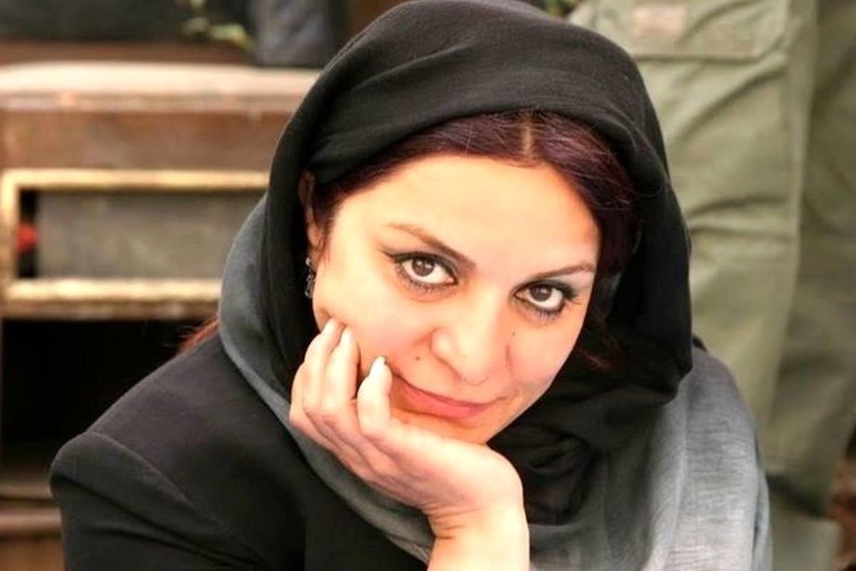 عکس| واکنش عجیب تهمینه میلانی به اعدام تروریست های خانه اصفهان | دیلی 3
