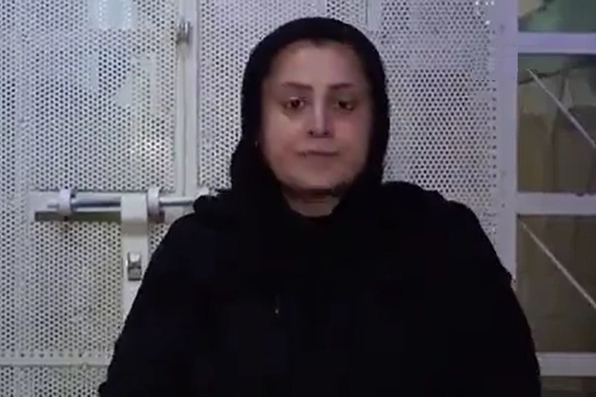 فیلم| افشاگری خواهر علی کریمی از اقدام بی شرمانه برادرش | دیلی 3