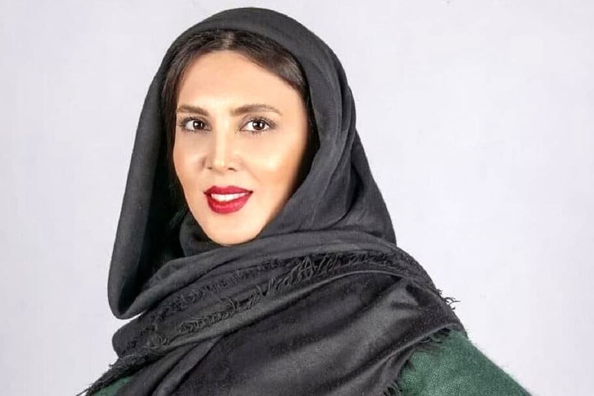 حکم حبس در زندان سمنان برای لیلا بلوکات به علت کشف حجاب حکم حبس در زندان سمنان برای لیلا بلوکات به علت کشف حجاب | دیلی 3