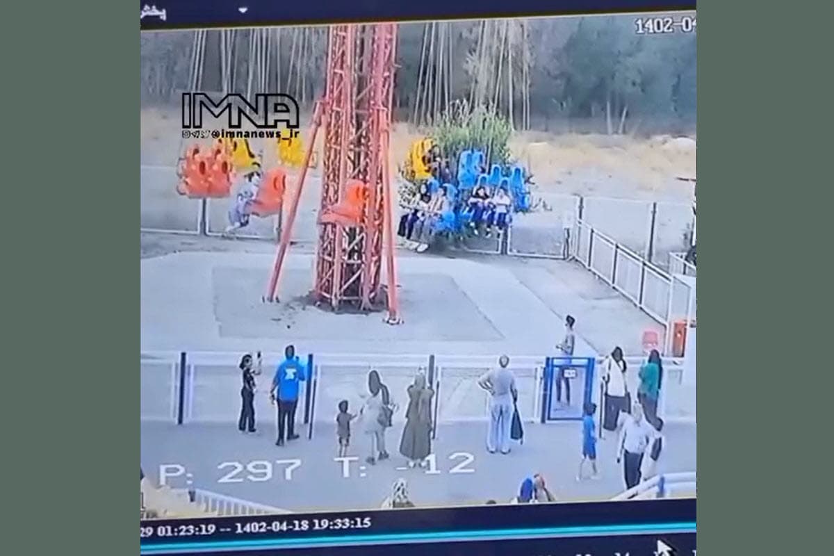 فیلم| لحظه سقوط وحشتناک تاب گردان شهربازی ناژوان اصفهان فیلم| لحظه سقوط وحشتناک تاب گردان شهربازی ناژوان اصفهان | دیلی 3