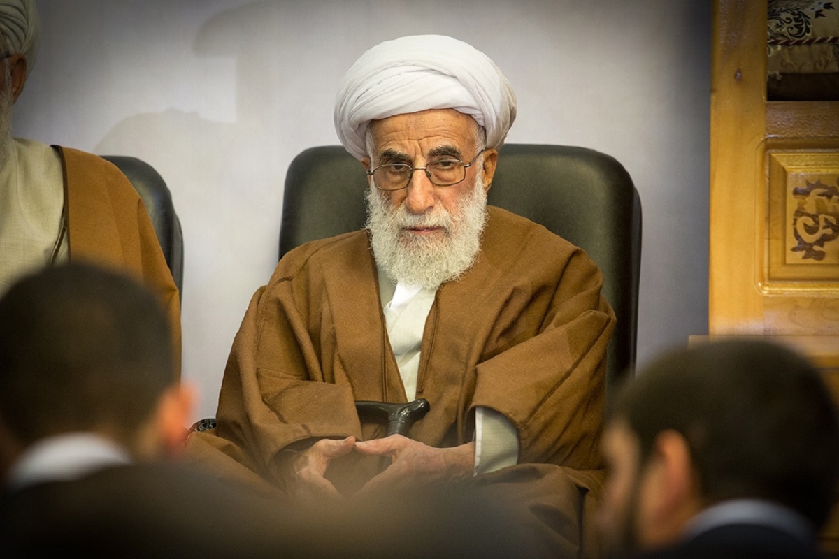 بستری شدن آیت الله احمد جنتی در بیمارستان صحت دارد؟ | دیلی 3