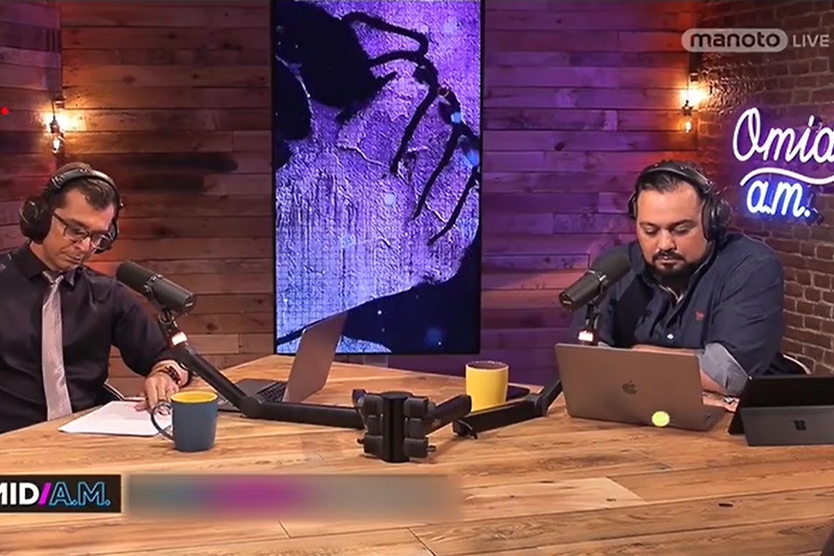 فیلم| رسوایی مجریان هتاک شبکه من و تو در برنامه زنده فیلم| رسوایی مجریان هتاک شبکه من و تو در برنامه زنده | دیلی 3
