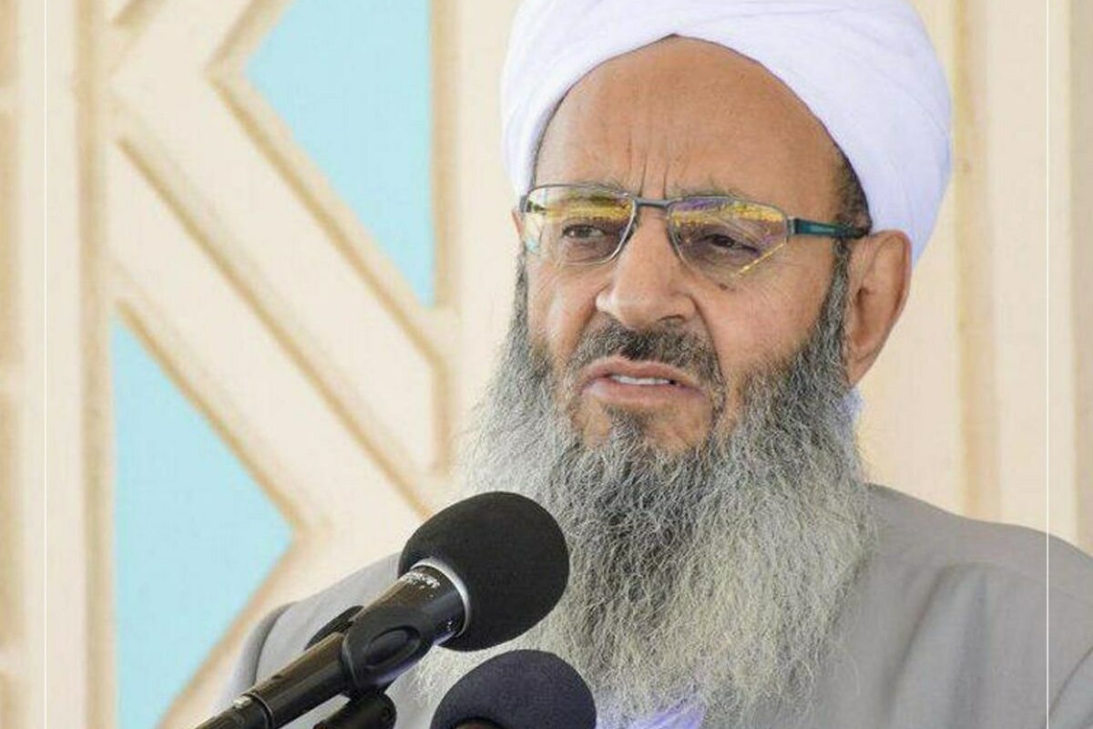 فیلم| گدایی مولوی عبدالحمید برای حوزه علمیه مسجد مکی؛ طالب العلم بخوره! | دیلی 3