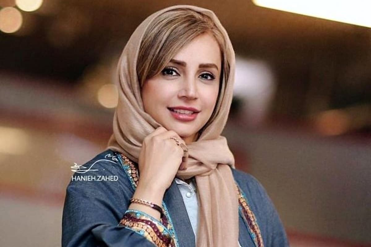 فیلم| مجری گری شبنم قلی خانی در یک شبکه اماراتی فیلم| مجری گری شبنم قلی خانی در یک شبکه اماراتی | دیلی 3