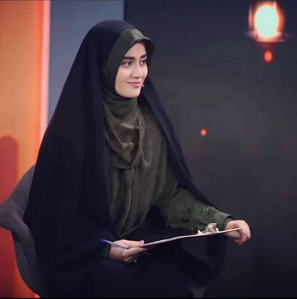 عکس| بی حجابی مجری چادری صدا و سیما در اینستاگرام | دیلی 3