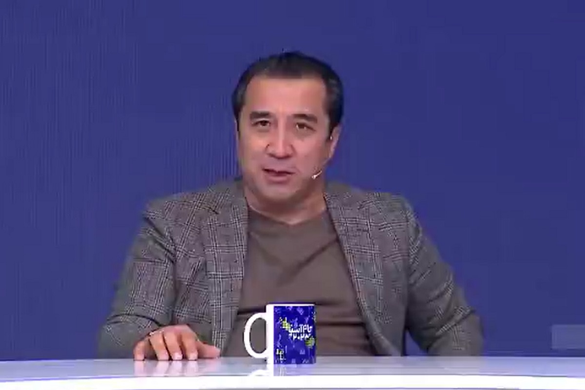 فیلم| خداداد عزیزی: لاس زدن با توپ دیگه قدیمی شده! | دیلی 3