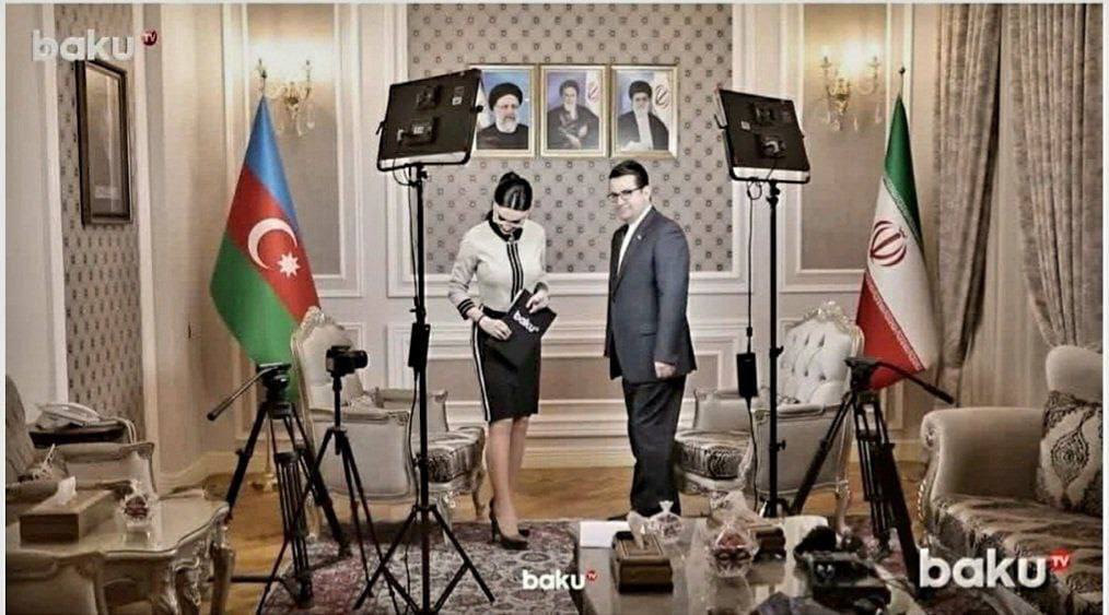 عکس| مصاحبه سفیر ایران با خبرنگار بی حجاب آذربایجانی در سفارت | دیلی 3