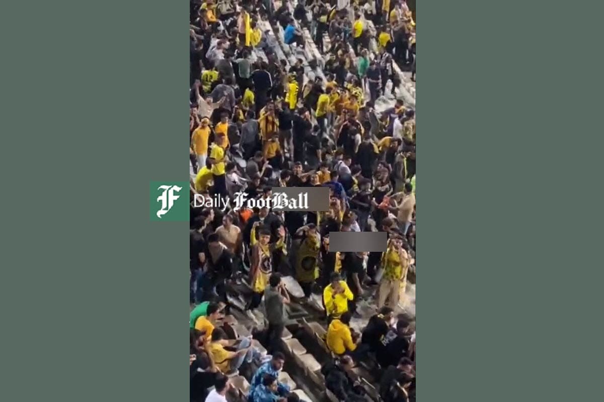 فیلم| رفتارهای زشت و زننده تماشاگران سپاهان با زنان پرسپولیسی | دیلی 3