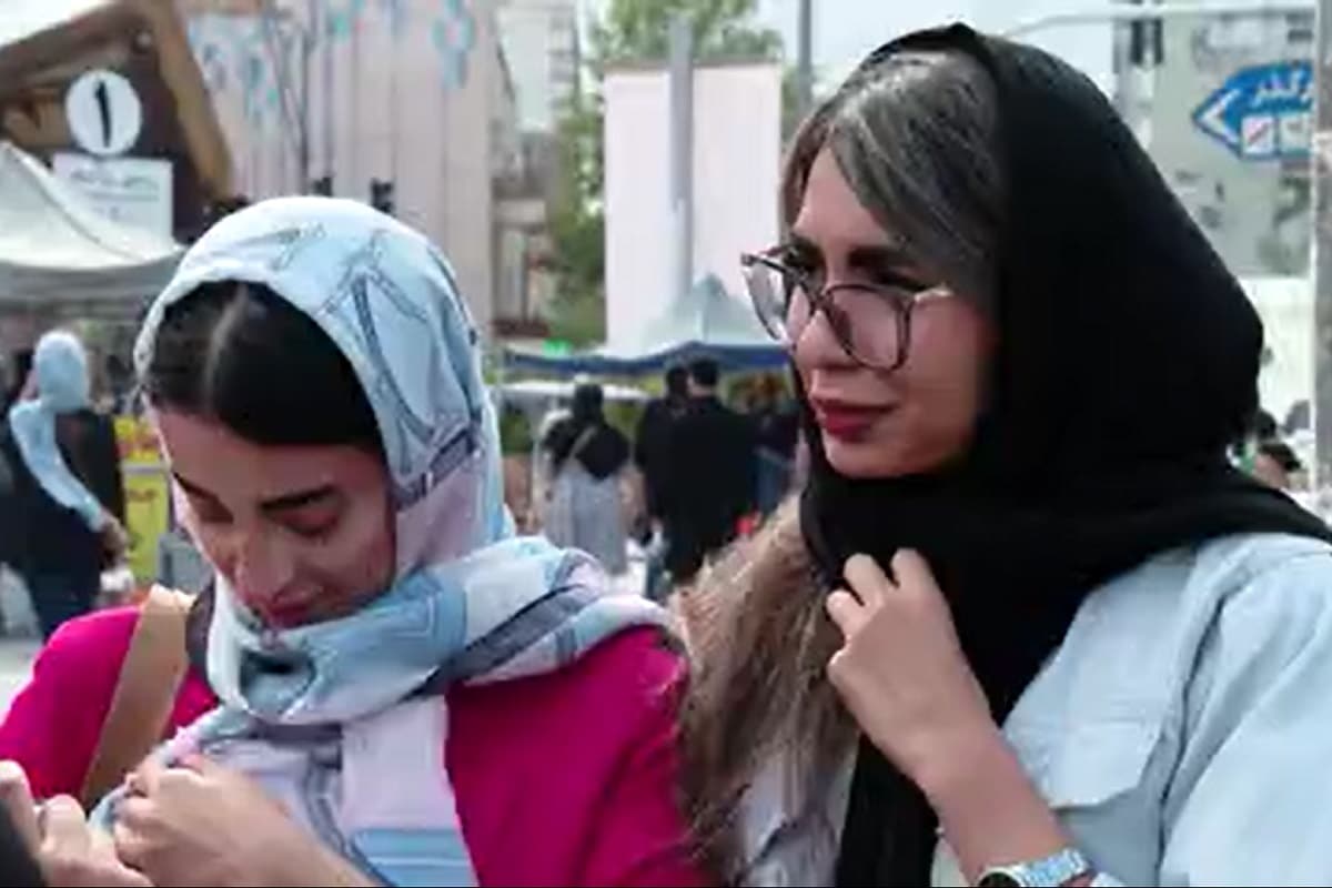 فیلم| اعتراض زنان به برهنگی و پوشش های ولنگارانه هنجارشکنان | دیلی 3