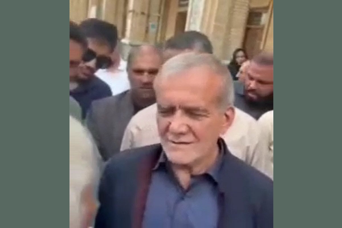 فیلم| واکنش مسعود پزشکیان به درخواست برای برخورد با دختران بدحجاب فیلم| واکنش مسعود پزشکیان به درخواست برای برخورد با دختران بدحجاب | دیلی 3