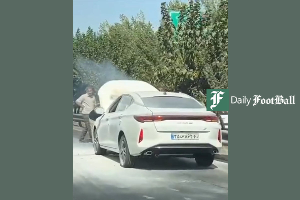 فیلم| آتش گرفتن خودروی چینی صفر در تهران! فیلم| آتش گرفتن خودروی چینی صفر در تهران! | دیلی 3
