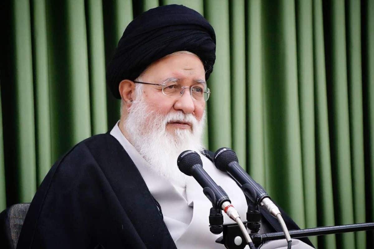 مخالفت آیت الله علم الهدی با آزادی کشف حجاب مخالفت آیت الله علم الهدی با آزادی کشف حجاب | دیلی 3