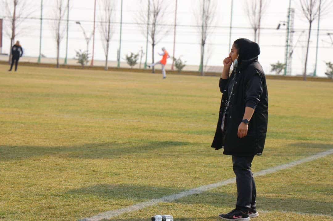 سرمربی تیم فوتبال زنان پرسپولیس معرفی شد | دیلی 3