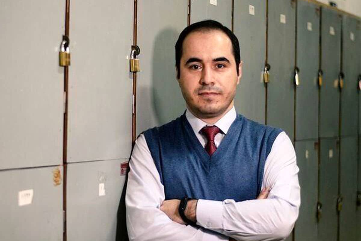 عکس| نمایش جدید حسین رونقی با دوختن لب هایش | دیلی 3