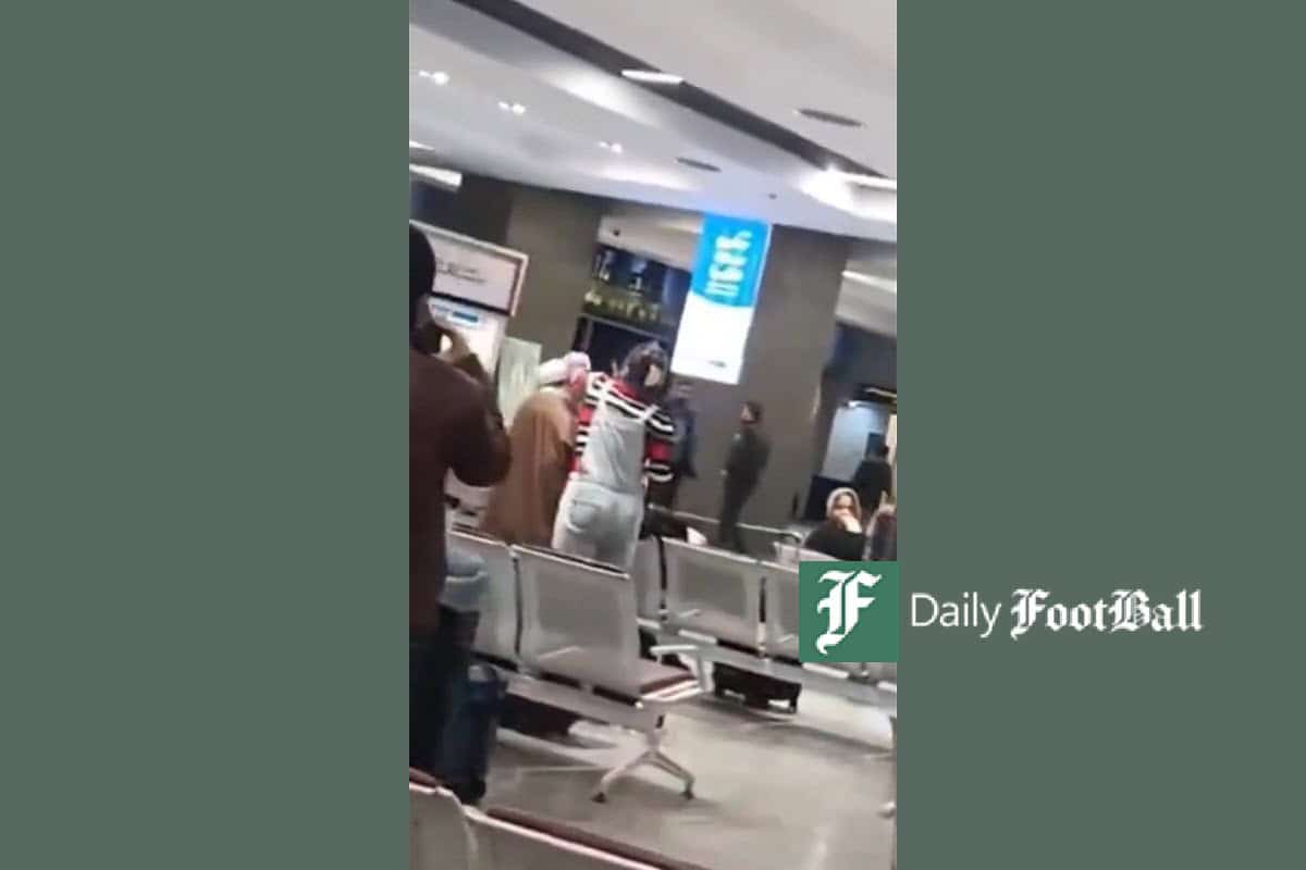 فیلم| علت درگیری زن بی حجاب با یک روحانی در فرودگاه مهرآباد چه بود؟ | دیلی 3