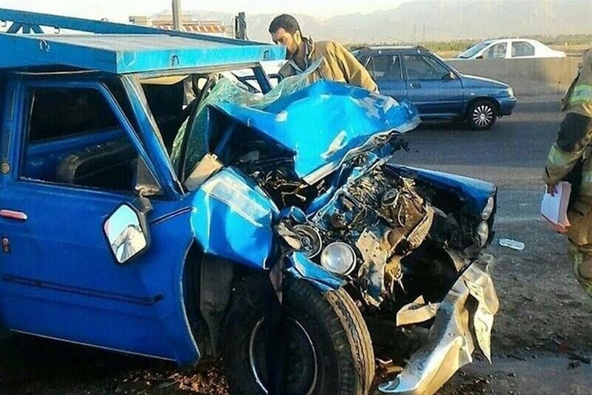 عکس| مرگ فجیح ۲ نفر به دلیل تماشای صحنه تصادف عکس| مرگ فجیح ۲ نفر به دلیل تماشای صحنه تصادف | دیلی 3